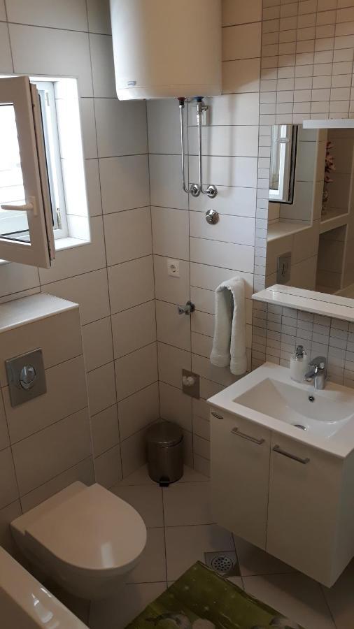 Apartment With Free And Private Parking 马卡尔斯卡 外观 照片