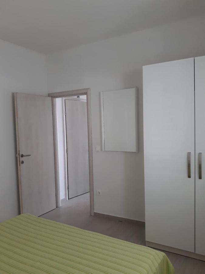 Apartment With Free And Private Parking 马卡尔斯卡 外观 照片